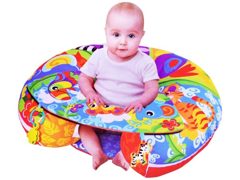 Newborn baby sitting sponge chair with toys 2 * 1